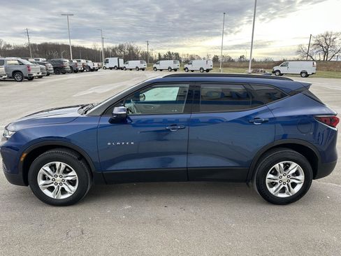 Used 2022 Chevrolet Blazer LT image 2