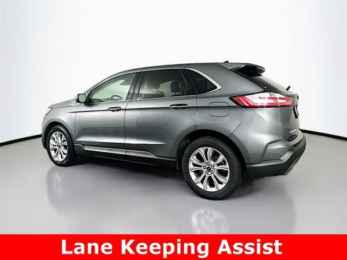 Used 2024 Ford Edge Titanium image 9
