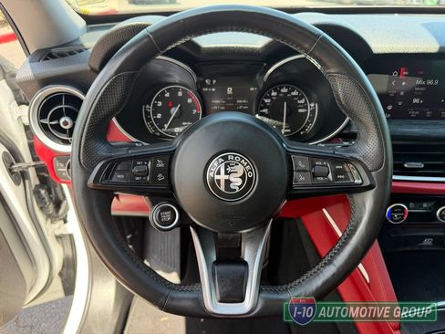 Used 2020 Alfa Romeo Stelvio w/ Nero Edizione RWD image 17