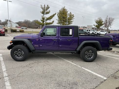 New 2026 Jeep Gladiator Mojave image 17