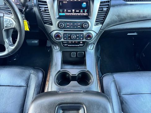 Used 2019 Chevrolet Suburban LT image 29