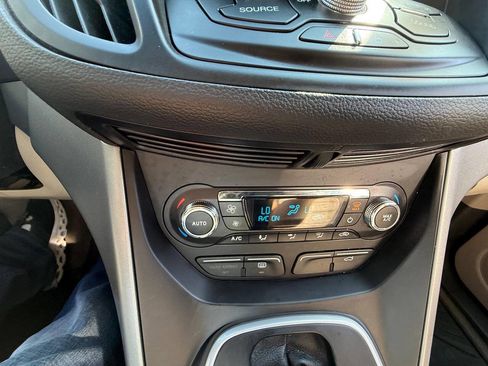 Used 2014 Ford Escape SE w/ Equipment Group 201A image 25