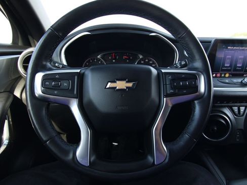 Used 2020 Chevrolet Blazer LT FWD image 20
