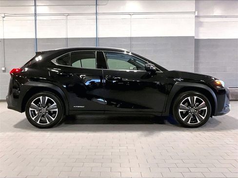 Used 2019 Lexus UX 250h image 6