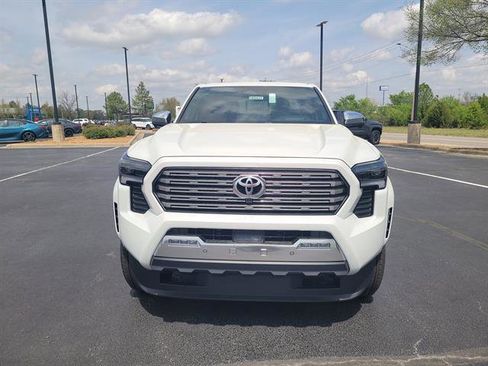 New 2026 Toyota Tacoma Limited AWD/4WD image 2
