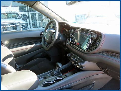 Certified 2024 Dodge Durango R/T image 8