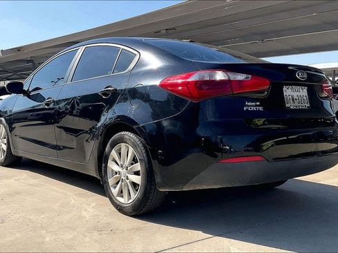Used 2014 Kia Forte LX w/ Popular Package image 4