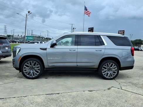 New 2026 GMC Yukon Denali Ultimate AWD/4WD image 4