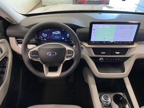 New 2026 Ford Explorer Active w/ Active Comfort Package AWD/4WD image 13