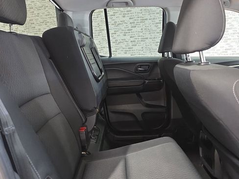 Used 2019 Honda Ridgeline Sport image 10