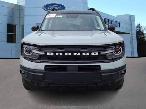 Certified 2024 Ford Bronco Sport Outer Banks w/ Tech Package AWD/4WD image 3