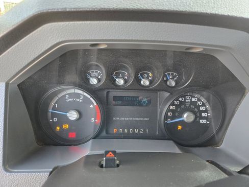 Used 2015 Ford F350 XLT image 16