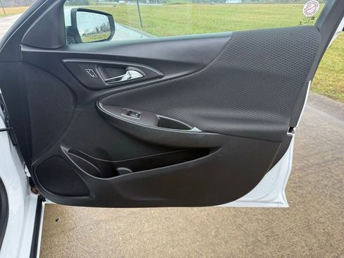 Used 2024 Chevrolet Malibu LT image 20