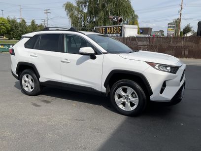 Used 2021 Toyota RAV4 XLE w/ XLE Grade Weather Package