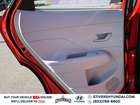 Certified 2025 Hyundai Kona SE image 16