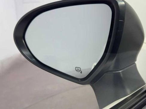 Used 2024 Toyota GR86 RWD image 11