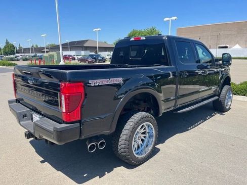 Used 2022 Ford F350 Lariat w/ Tremor Off-Road Package AWD/4WD image 5