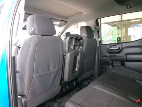 Used 2023 Chevrolet Silverado 1500 Custom w/ Rally Edition AWD/4WD image 32