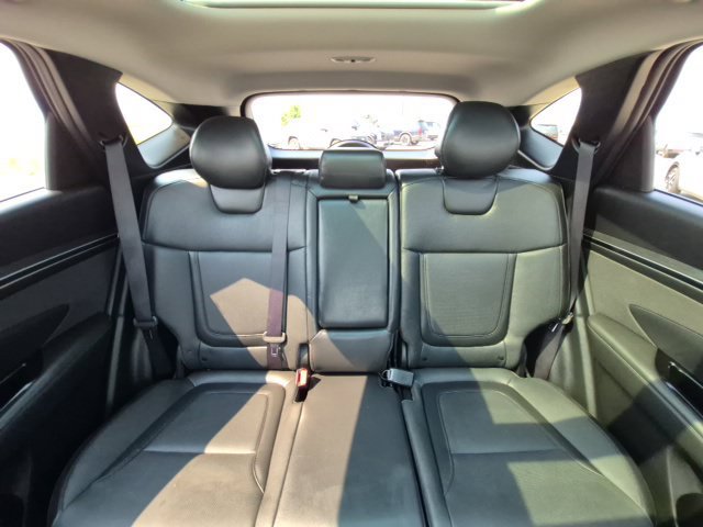 Used 2023 Hyundai Tucson Limited w/ Winter Package AWD/4WD image 24