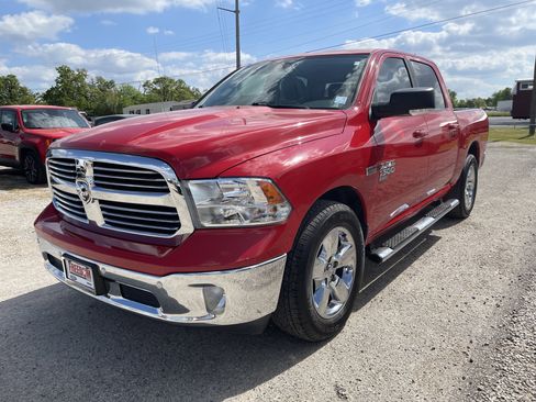 Used 2019 RAM 1500 Lone Star image 8