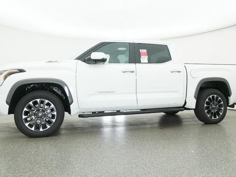 New 2026 Toyota Tundra Limited AWD/4WD image 18
