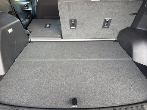 Used 2026 Chevrolet Equinox LT w/ LPO, Floor Liner Package FWD image 23
