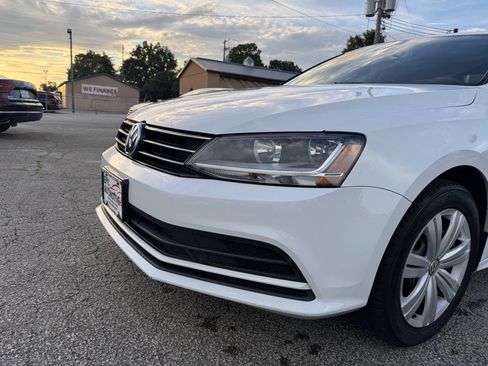 Used 2017 Volkswagen Jetta S FWD image 10