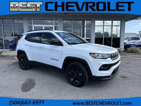 Used 2025 Jeep Compass Latitude AWD/4WD image 1