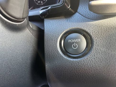 Used 2025 Toyota Camry XLE w/ Premium Package image 23