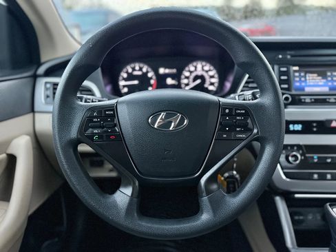 Used 2015 Hyundai Sonata SE w/ Option Group 09 image 24