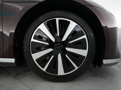 Used 2022 Lucid Air Grand Touring image 16