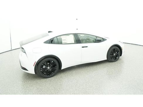 New 2026 Toyota Prius Plug-In Hybrid FWD image 10