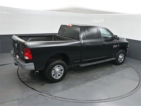 Used 2018 RAM 2500 Tradesman w/ Chrome Appearance Group image 30