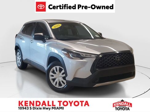 Certified 2022 Toyota Corolla Cross L AWD/4WD image 1