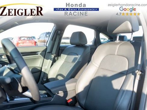 Used 2025 Honda Civic Sport image 15