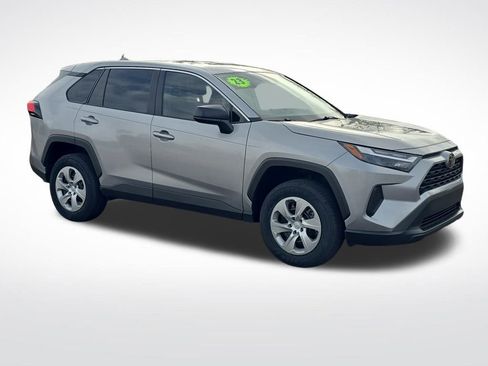 Used 2023 Toyota RAV4 LE image 8