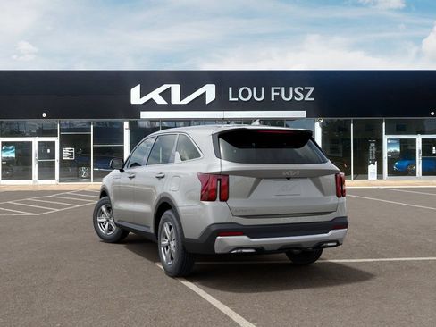 New 2026 Kia Sorento LX FWD image 4