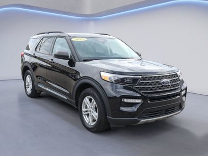 Certified 2023 Ford Explorer XLT w/ Equipment Group 202A