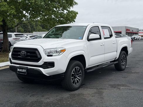 Used 2023 Toyota Tacoma SR AWD/4WD image 25
