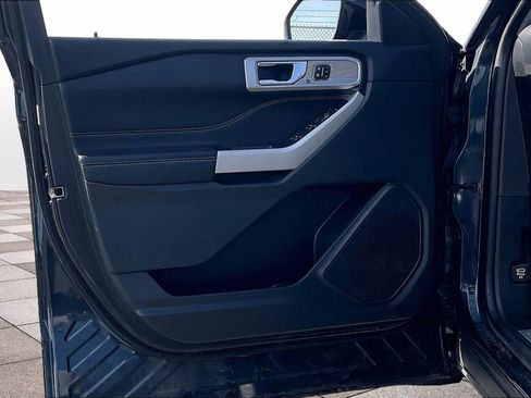 Used 2023 Ford Explorer Limited w/ Hybrid Equipment Group 310A AWD/4WD image 22