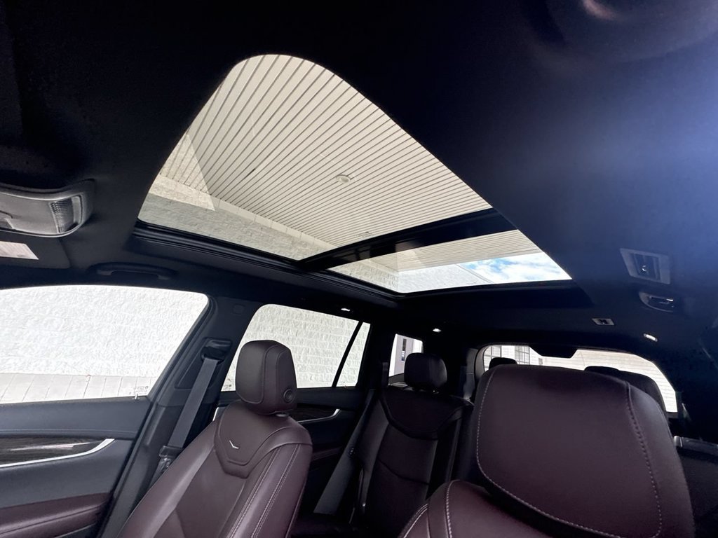 Certified 2023 Cadillac XT6 Premium Luxury w/ Technology Package FWD image 19