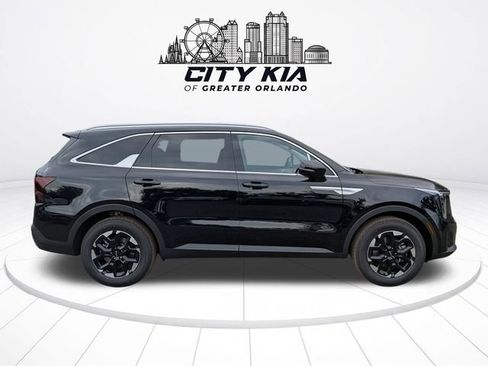 New 2026 Kia Sorento S w/ S Panoramic Sunroof Package FWD image 7