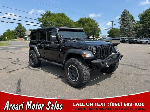 Used 2022 Jeep Wrangler Unlimited Sport AWD/4WD image 7