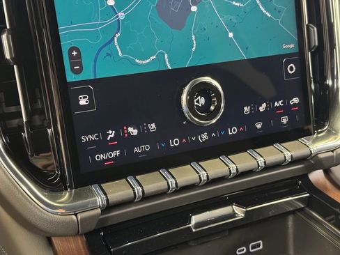 New 2026 GMC Yukon XL Denali w/ Advanced Technology Package AWD/4WD image 39