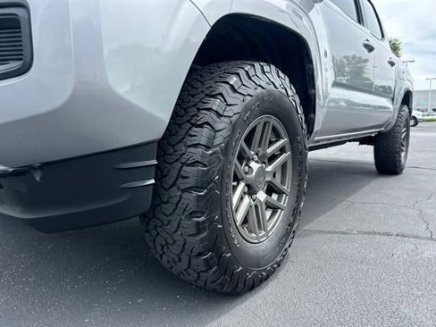 Used 2017 Toyota Tacoma SR RWD image 13