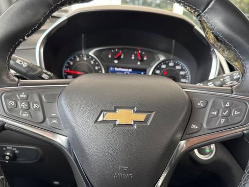 Used 2024 Chevrolet Equinox LT FWD image 36