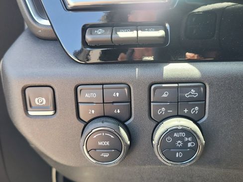 New 2025 Chevrolet Silverado 2500 LTZ w/ Z71 Chrome Sport Edition AWD/4WD image 26