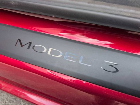 Used 2023 Tesla Model 3 Standard Range RWD image 13