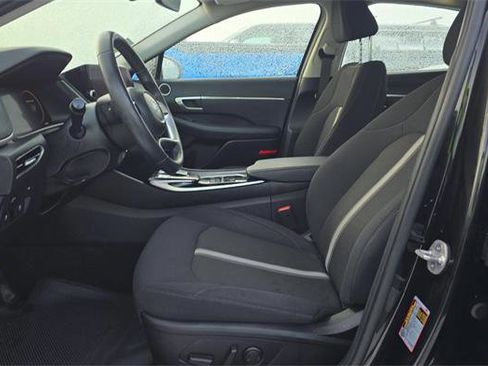 Used 2023 Hyundai Sonata SEL w/ Convenience Package image 8