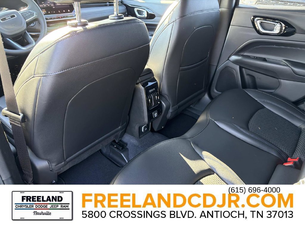 New 2026 Jeep Compass Latitude AWD/4WD image 15